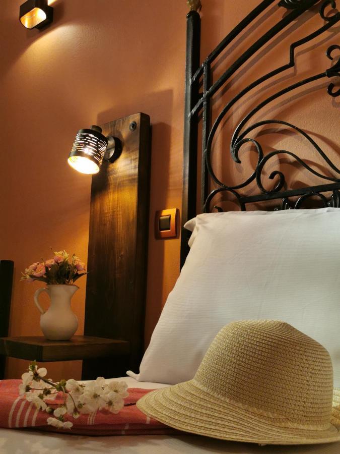 Terracotta Boutique Beach Studios Mithimna Exterior foto
